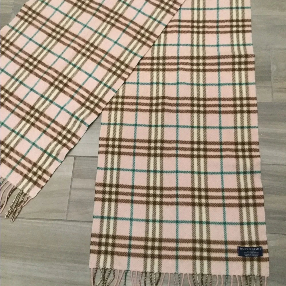 BURBERRY VINTAGE 100% CASHMERE NOVA CHECK FRINGE SCARF - Picture 1 of 5